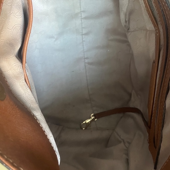 Michael Kors Large Hamilton Bag - Picture 11 of 16